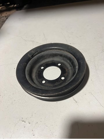 Шків водяної помпи 1717637 BMW