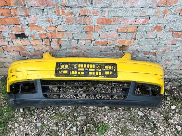 Кожух бампера переднього 1T0807221 VAG