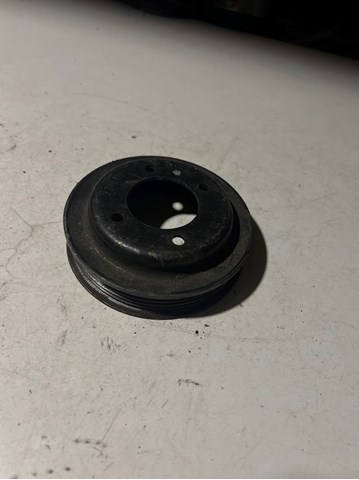 Шків водяної помпи 2246129 BMW