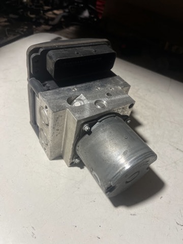 Блок управління АБС (ABS) 34516780126 BMW
