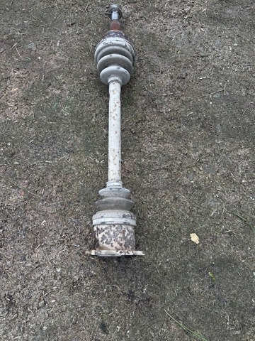 Піввісь задня, права 39600CG000 NISSAN
