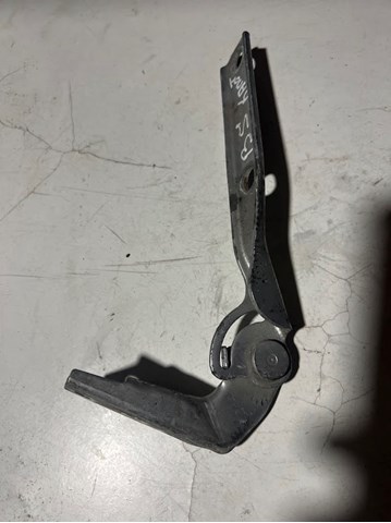 Завіс капота, правий 3B0823302A VAG
