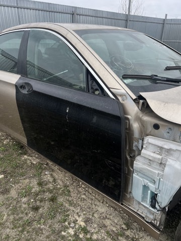 Дверка передня права 41007203978 BMW