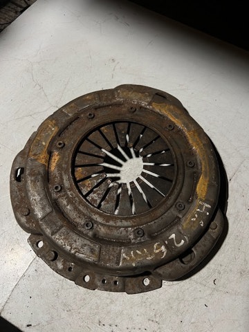 Корзина зчеплення 413004A000 HYUNDAI