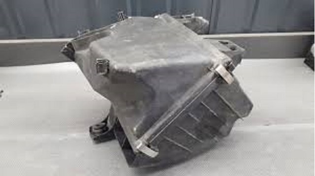 Коробка фільтра 4B0133837E VAG