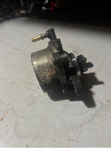 Насос вакуумний 55221037 FIAT