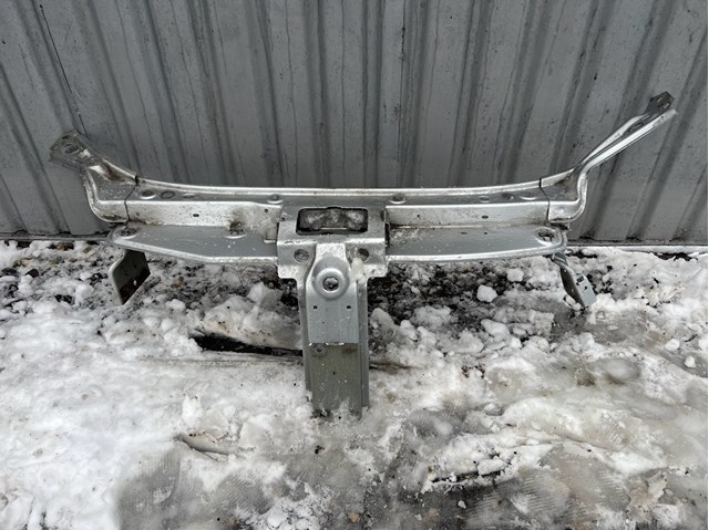 Кронштейн для радіатора 625044173R RENAULT