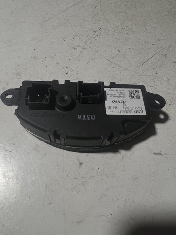 Регулятор оборотів пічки 64119377854 BMW