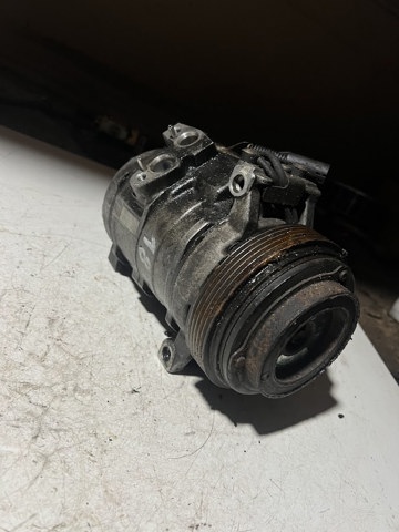 Компресор кондиціонера 64526909628 BMW