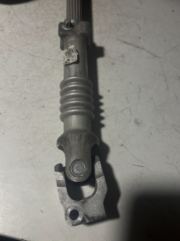 Карданчик вала рульової колонки, нижній 6788156 BMW