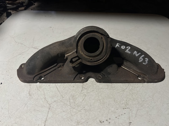 Газопроводи (колектор випускний) 7576987 BMW