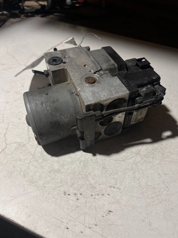 Блок керування АБС (ABS) 8E0614111C VAG