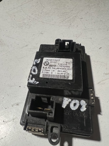 Регулятор оборотів пічки 9203323 BMW