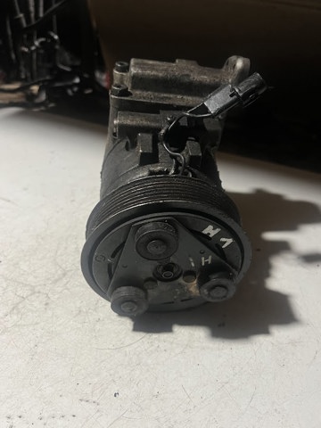 Компресор кондиціонера 977014A950 HYUNDAI