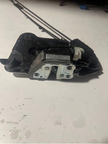 Замок передніх пасажирських дверей A046693 TOYOTA