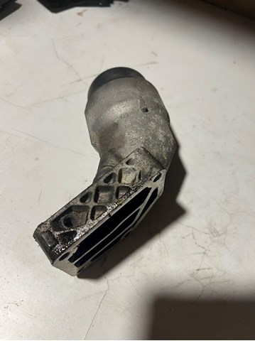 Корпус маслофільтра A1661800310 MERCEDES