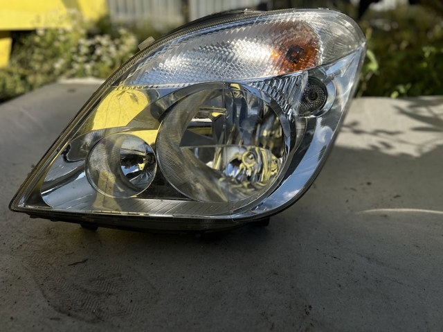 Основна фара в зборі ліва A9068200361 MERCEDES