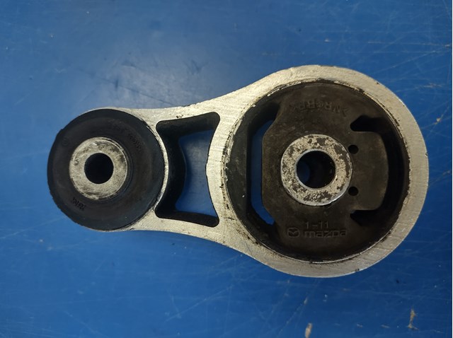 Опора двигуна задня TD1139040D MAZDA