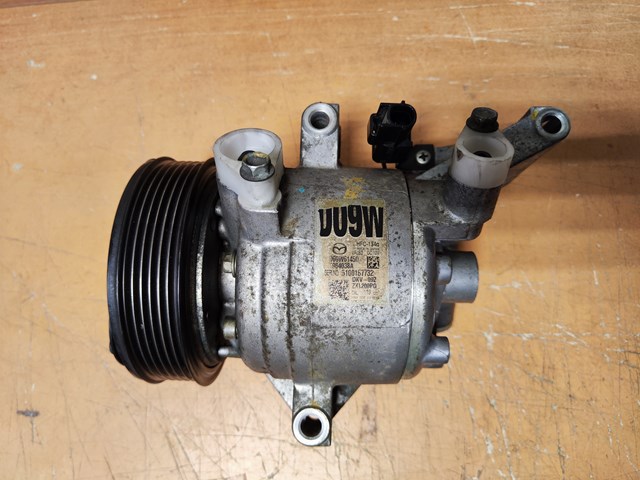Компресор кондиціонера D09W61450 MAZDA