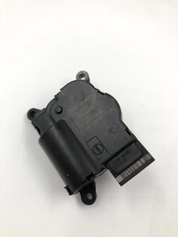 Привід системи автоматичного управління обігрівачем 5Q0907511K VAG