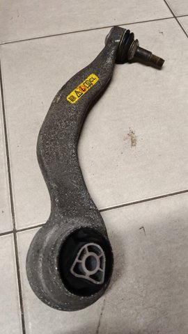 Важіль передній лівий 31106861161 BMW