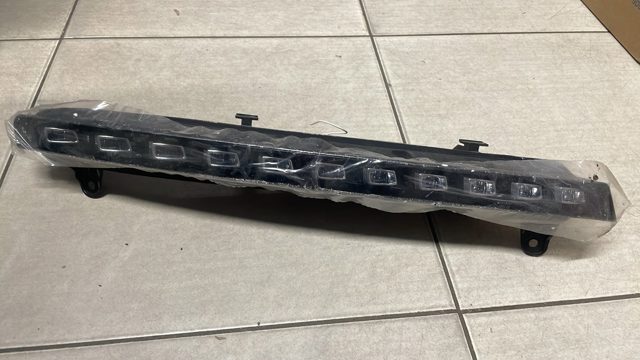 Вказівник повороту правий 4L0953042 VAG