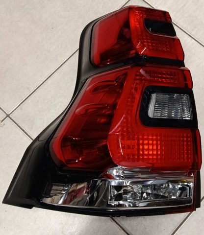 Задня ліва фара 8156160C30 TOYOTA
