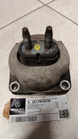 Подушка коробки передач A1672406300 MERCEDES