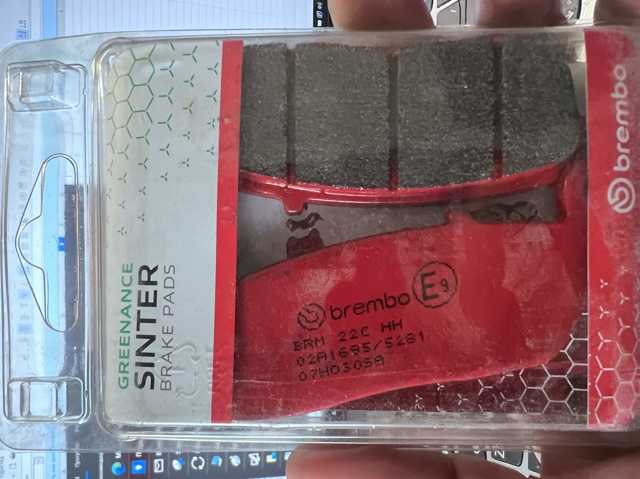 Колодки гальмівні передні, дискові 07HO30SA BREMBO