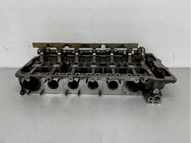 Головка циліндрів 11127624429 BMW