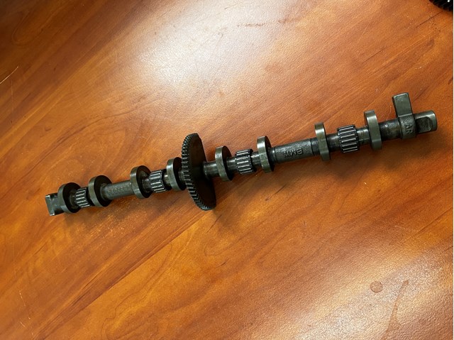 Ексцентриковий вал, вальветронік (valvetronic) 11377593894 BMW