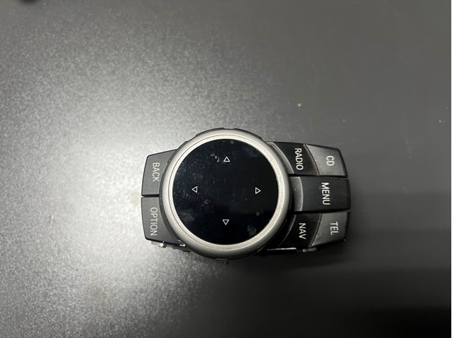 Блок керування мультимедійний 65829231116 BMW