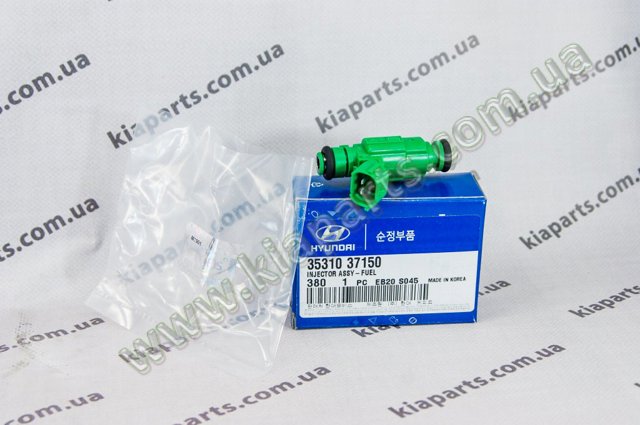Форсунка дизельна в зборі, розпилювач + тримач 3531037150 HYUNDAI