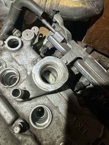 Мотор в зборі 10102BA60A NISSAN
