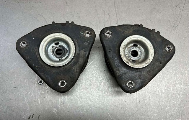 Опора стійки амортизатора переднього 1377471 FORD