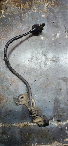 Датчик положення розподільного валу 03L957147A VAG