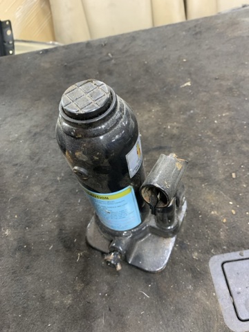 Домкрат автомобільний 091103E000 HYUNDAI