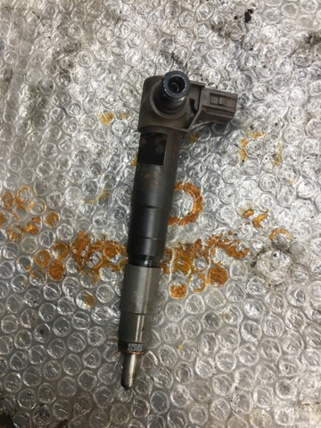 Форсунки електромагнітні 16613AA040 SUBARU