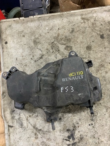 Кришка двигуна декоративна 175B15263R RENAULT