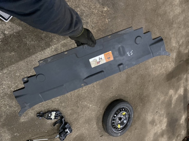 Рамка передньої панелі 1863319 FORD