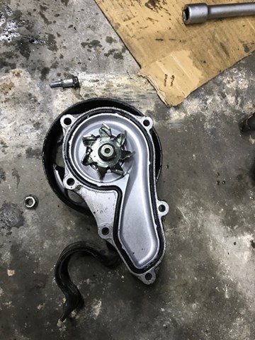 Помпа охолодження 19200RFE003 HONDA