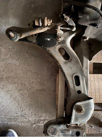 Поперечний важіль 20202AJ010 SUBARU