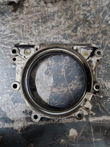 Обойма сальника коленвала, заднього 214402F050 HYUNDAI