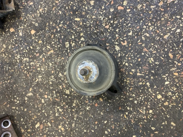 Подушка (опора) двигуна, задня 219302B900 HYUNDAI