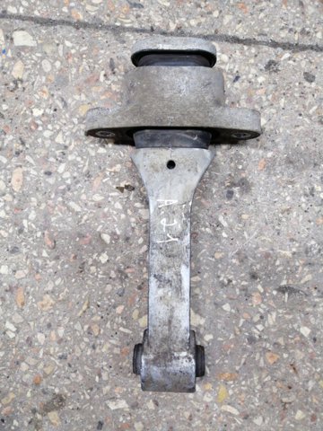 Подушка передньої опори двигуна 219502S000 HYUNDAI