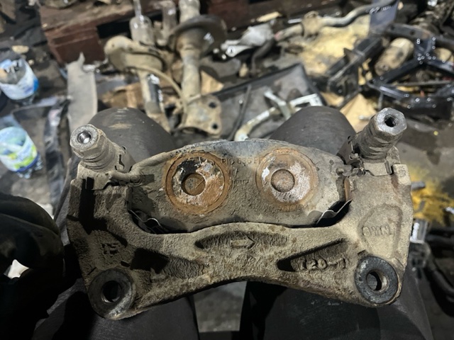 Ремкомплект заднього супорта 26225AG070 SUBARU