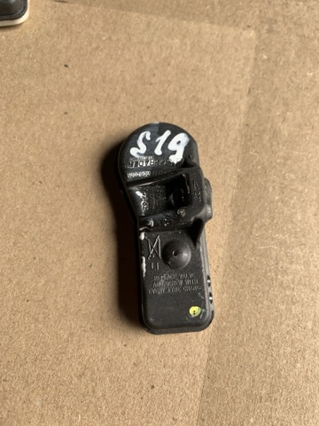 Датчик контролю тиску в шинах 28103FJ000 SUBARU