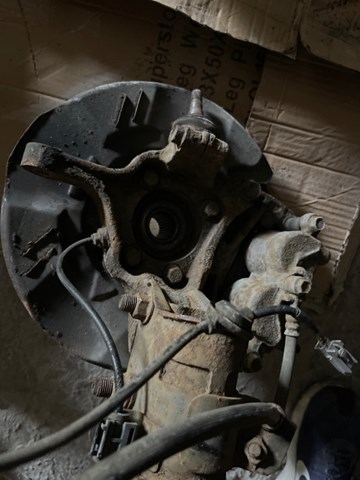 Цапфа поворотного кулака 28313AG030 SUBARU