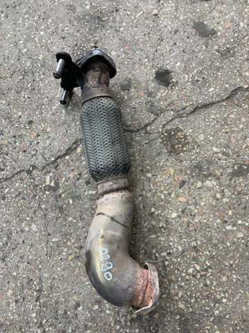 Штани глушника передні 286102B750 HYUNDAI