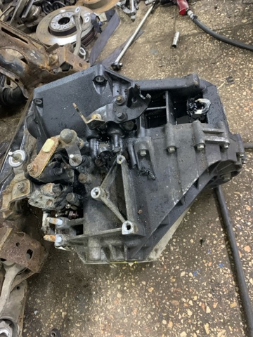Ручна коробка передач 430003B010 HYUNDAI